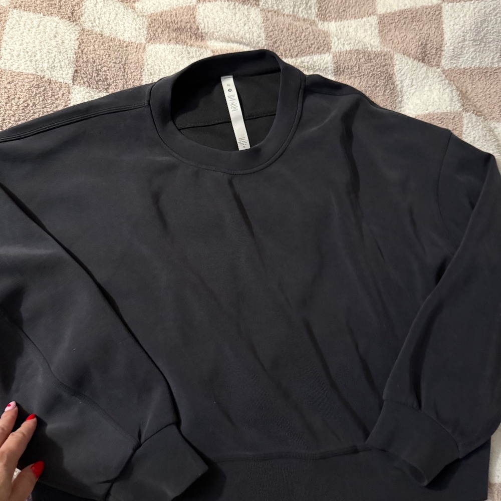 Lululemon Black Soft Sweatshirt